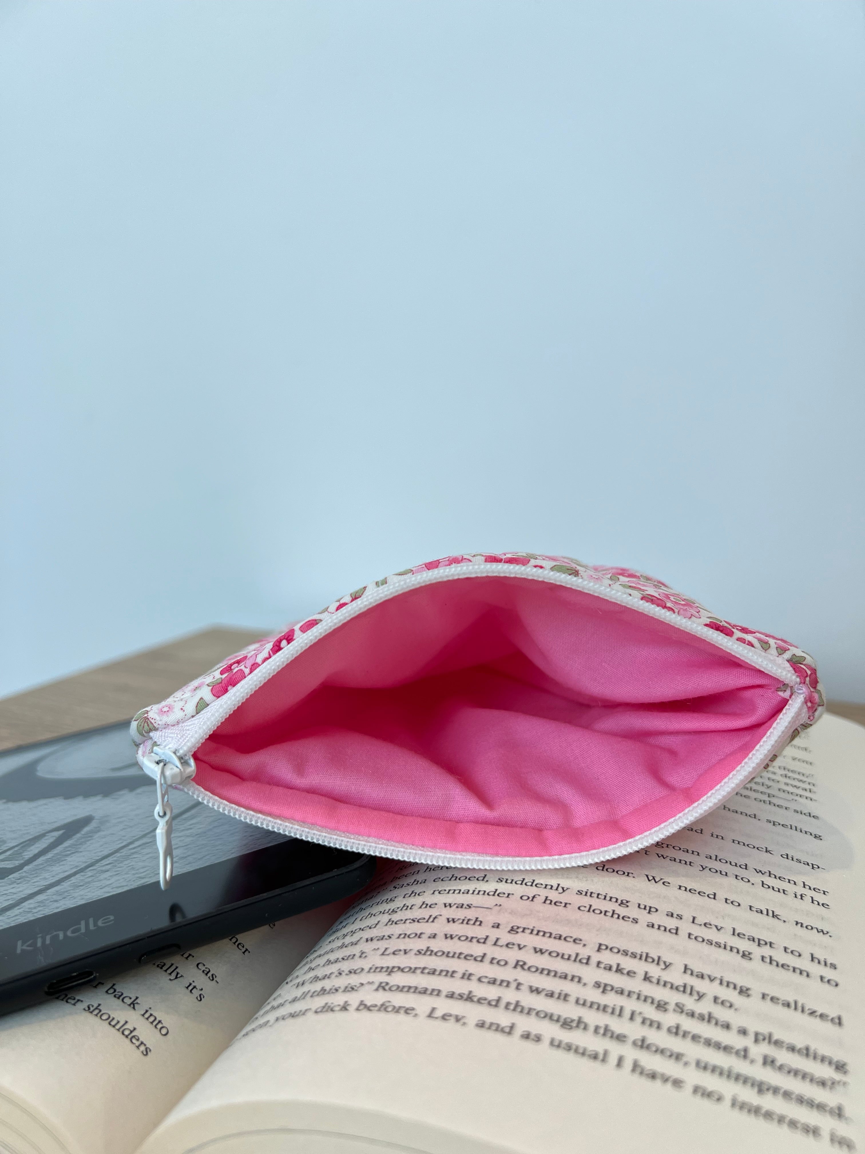 Peony Floral E-Reader Sleeve – Padded Kindle or Kobo Case