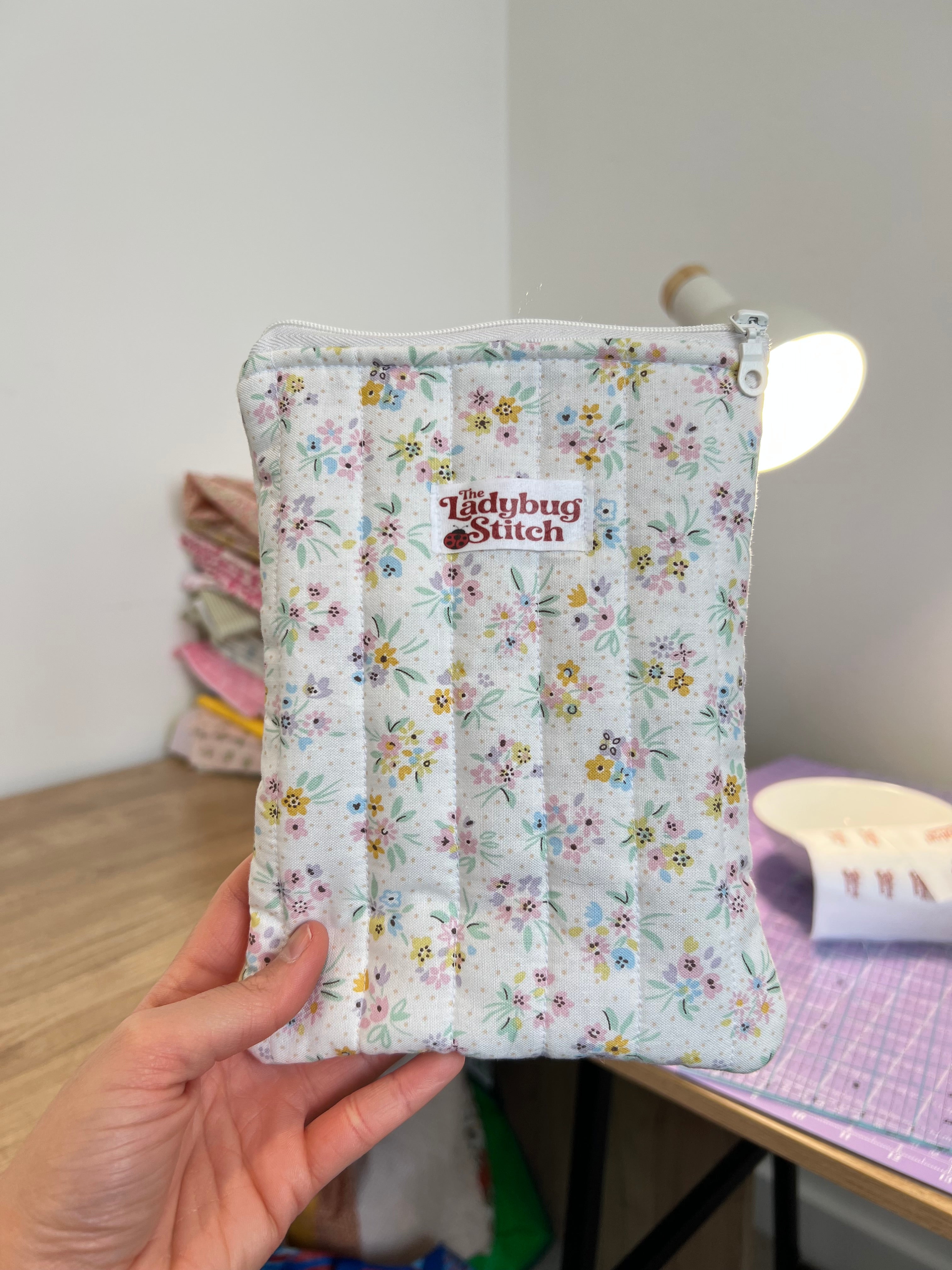 Clara Patterned E-Reader Sleeve – Protective Tablet Pouch