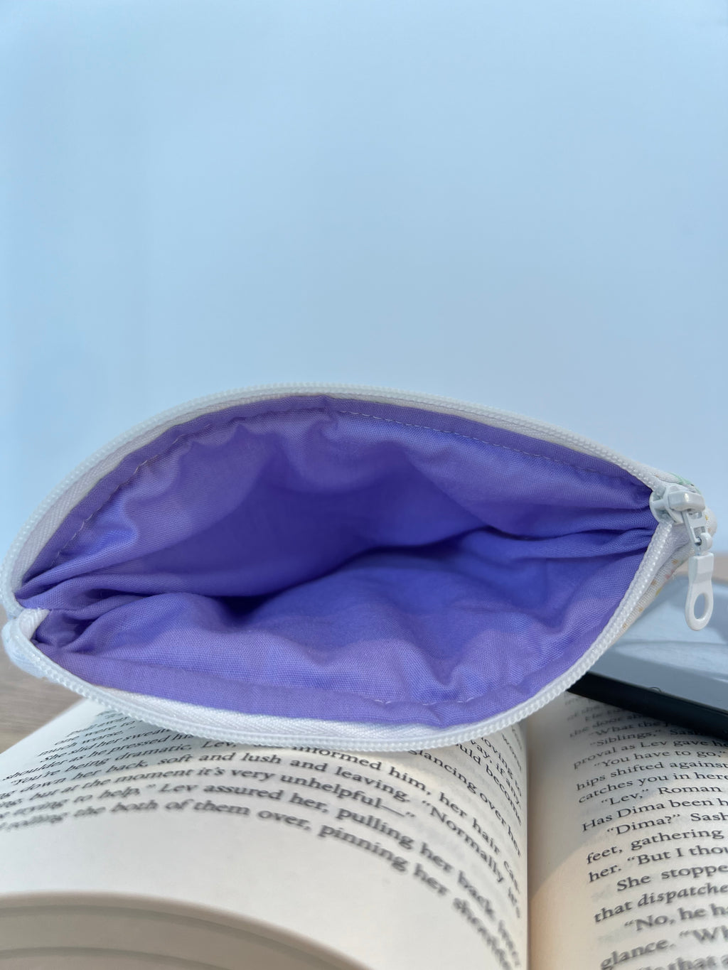 Clara Patterned E-Reader Sleeve – Protective Tablet Pouch